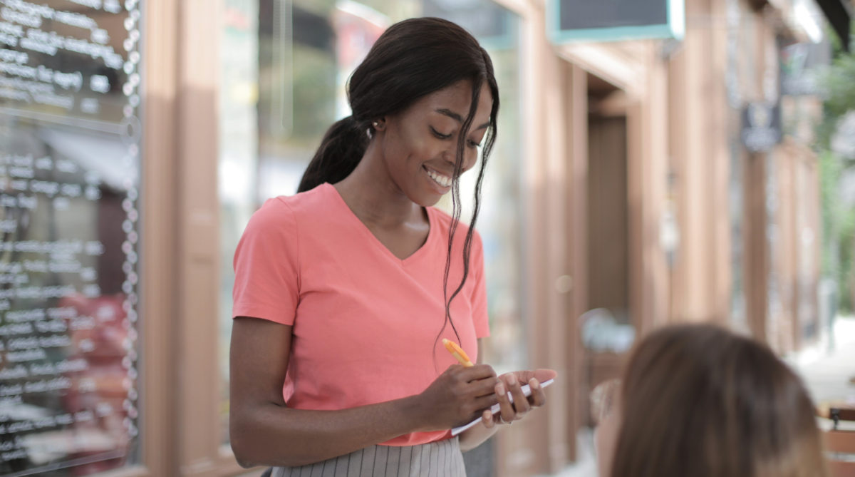 MANAGING YOUR MENU THROUGH SUPPLY CHAIN UNCERTAINTY